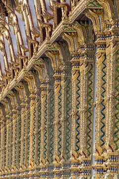 Golden flames of rattanakosin art