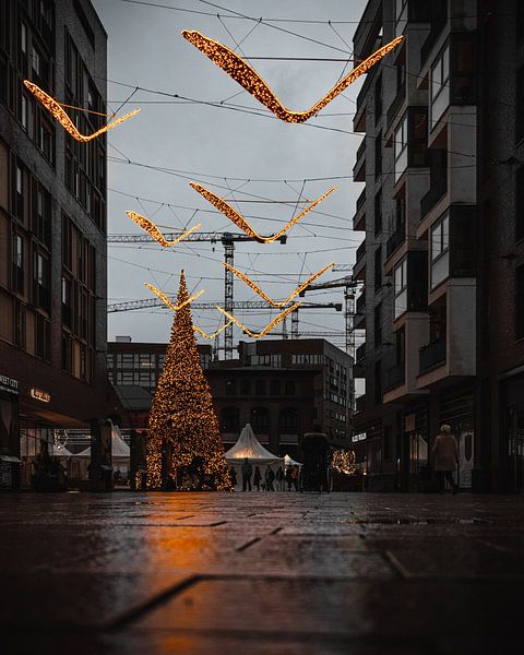 Hamburg by Hello Pompoyo