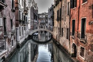 Rues étroites de Venise sur Rene Ladenius Digital Art