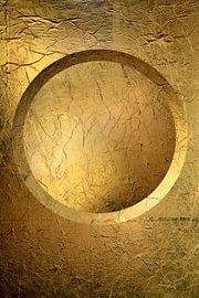 Round ball in gold. Minimalism. 4