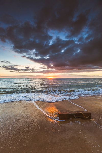 Strand zonsondergang 2 van Andy Troy