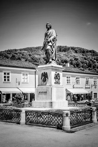 SALZBURG Mozartplatz | Monochrom 