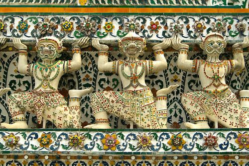 Bangkok Grand Palais porters