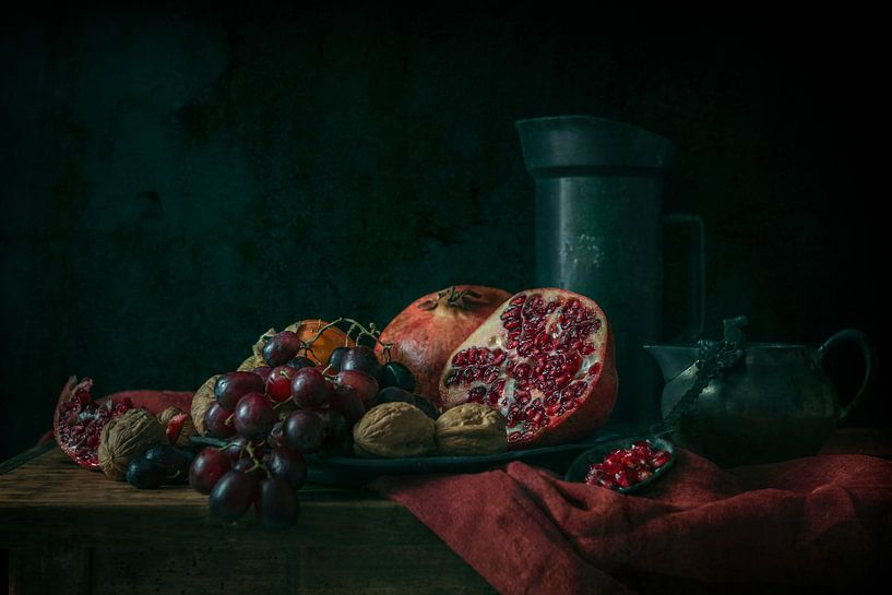 Still life fruit by Omar Brunt