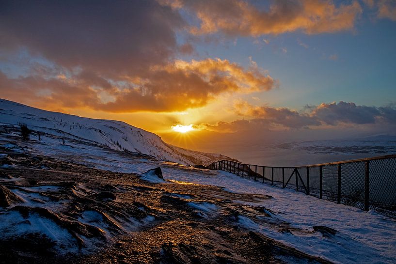 Winter sunset Fjellheisen by PhotoJoy