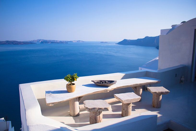 Santorini by Hello Pompoyo