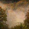 Herbst mit Nebel in den Bergen von Dieter Ludorf