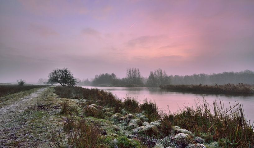 Cold sunrise in the Twiske by John Leeninga
