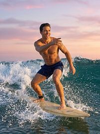 Mann beim Surfen bei Sonnenuntergang von Markus Gann