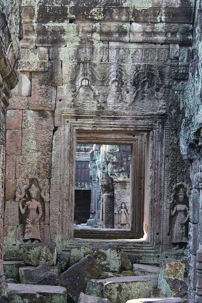 Blick durch Banteay Srei von Sven Hilderink