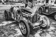 Bugatti Typ 35 Oldtimer-Rennwagen in schwarz-weiß von Sjoerd van der Wal Fotografie Miniaturansicht