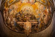 Crucifix dans la cathédrale San Martino à Lucca, Toscane, Italie par Joost Adriaanse Aperçu