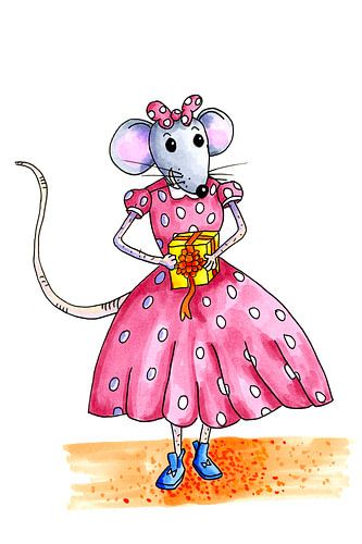 Young girly mouse ready for the party