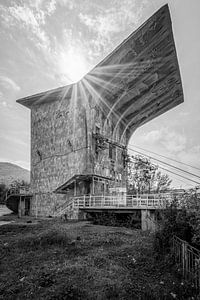 Armenië - voormalig kabelbaanstation van Gentleman of Decay