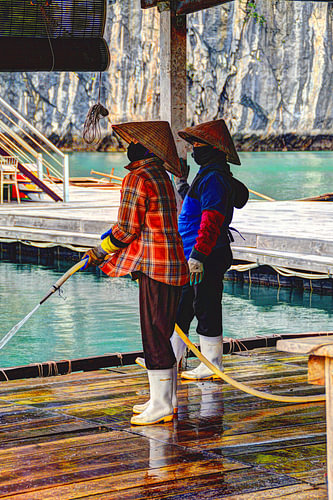 Oyster women in Ha Long Bay, Vietnam Colour