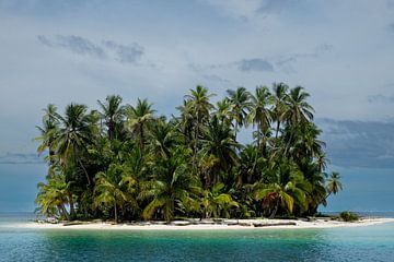 Onbewoond eiland in San Blas van Laurine Hofman