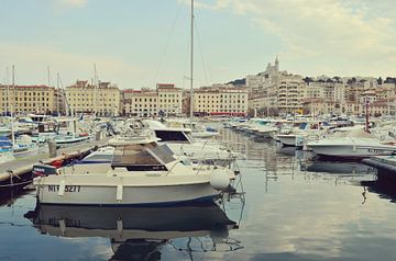 Namiddag in de oude haven van Marseille, Frankrijk van Carolina Reina