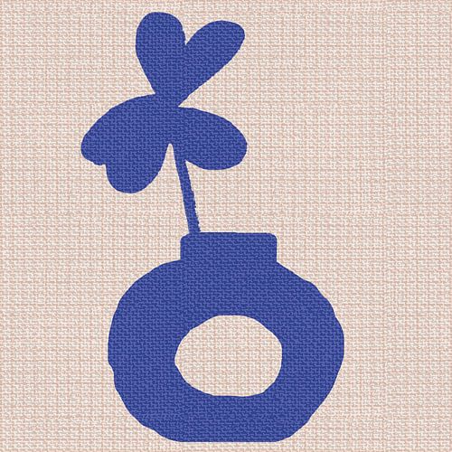 Blauwe klaver in een vaas.