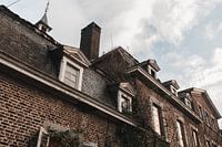 Détails d'une façade de château abandonné