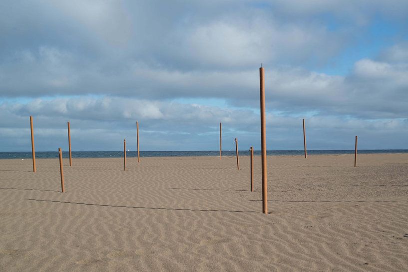 verlaten strand by Janette Hamminga