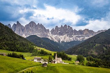 Dolomites sur Dennis Eckert