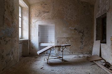 verlassenes Patientenzimmer