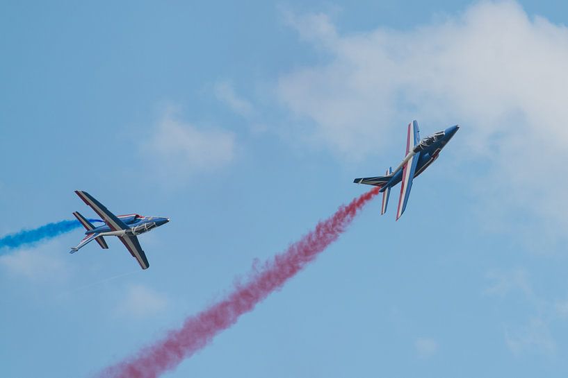 2 Alpha jets van Patrouille de France van Wim Stolwerk