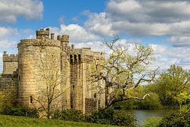 Bodiam Castle in the English countryside by Truus Nijland