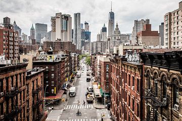 New York streets - Manhattan by Roger VDB