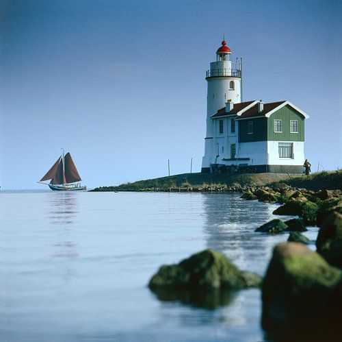 Zeilboot bij 't Paard van Marken