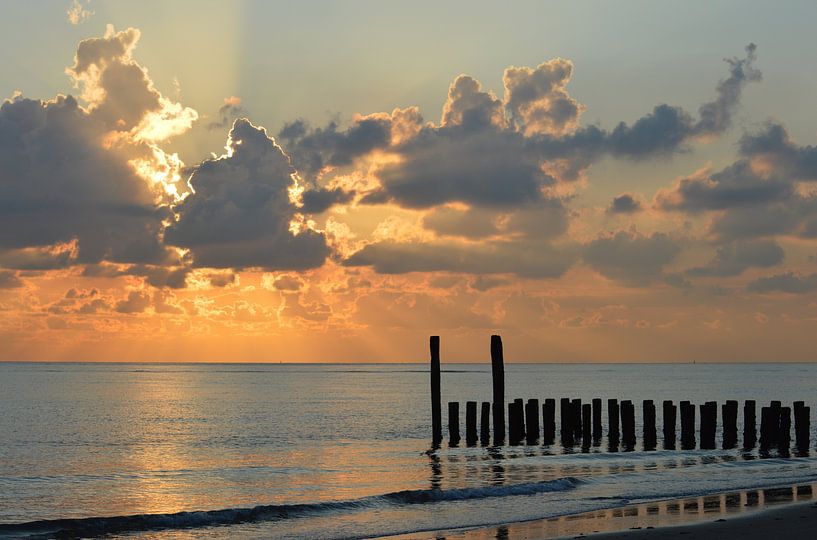 Zonsondergang vanaf het Zeeuwse Strand par Love Zeeland