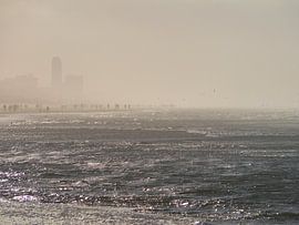 Is it Zandvoort? by Hans Heemsbergen