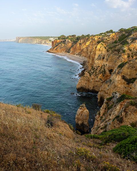 Die goldenen Klippen der Algarve von OCEANVOLTA