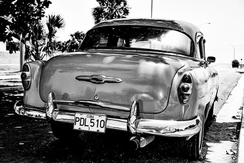 Kubanischer Chevrolet PDL 510 (schwarz und weiß) von 2BHAPPY4EVER photography & art
