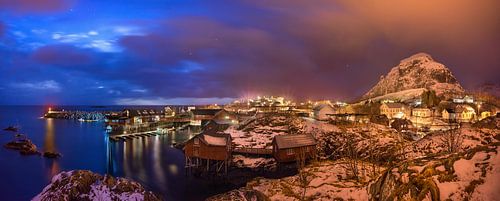 Å by night