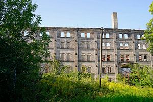 Ruine des Lagergebäudes des Böllberger Mühlen-Komplexes in Halle in Deutschland von Babetts Bildergalerie