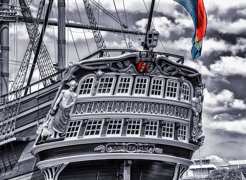 Het schip De Amsterdam op een heerlijke zomerse dag