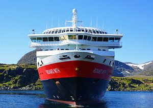 Die Hurtigruten im Nordmeer