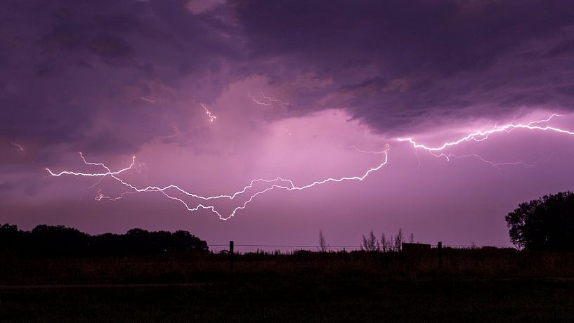 Beautiful lightning. by Hans Buls Photography