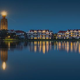Lighthouse Zuiderhoofd Westkapelle in the evening by Claire van Dun
