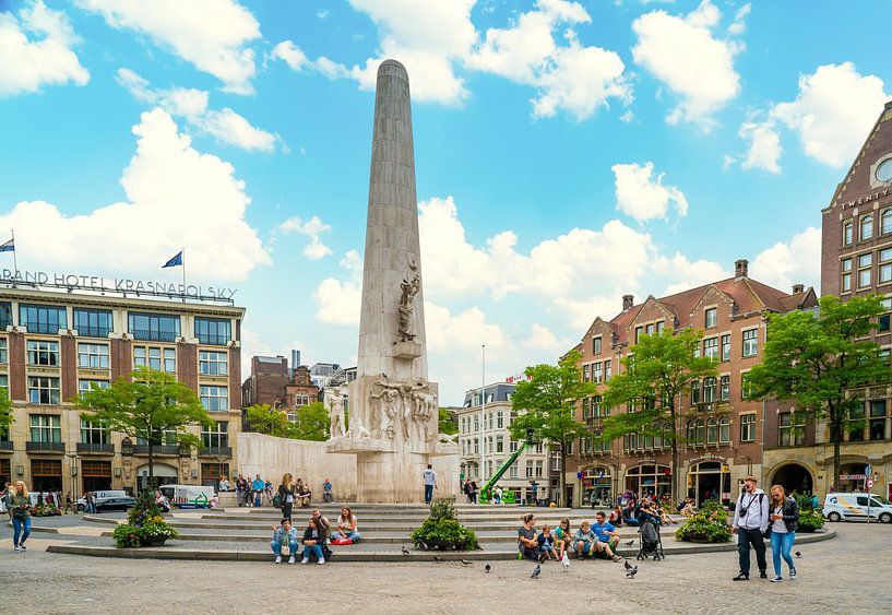 monument op de Dam van Ivo de Rooij