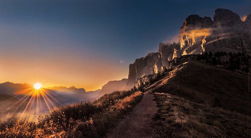 zonsopgang bij de grödner joch