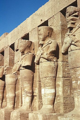 Beelden in de tempel van Amon (Karnak)