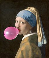 Girl with a pearl and a pink balloon