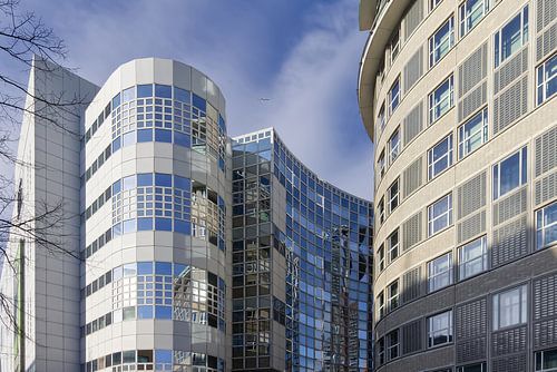 Glas en geschiedenis – stedelijke lagen langs het spoor in Den Haag