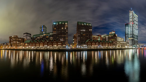 Spoorweghaven Rotterdam bij nacht