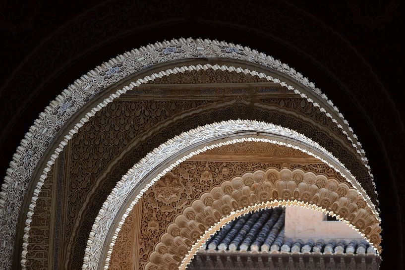 Curved Arches, Alhambra, Granada, Spain par Lynda Cookson