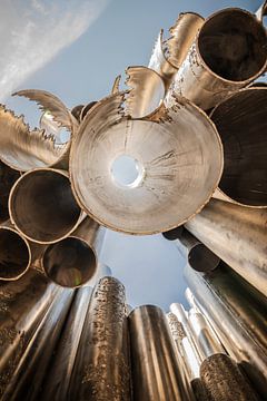 Silver art with tubes up photographed in Helsinki by Caroline Pleysier