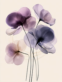 Paarse bloemen: minimalistische elegantie van IamHomeStudio
