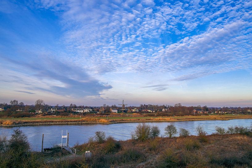 Molen Veessen met de ijssel by Han Kedde